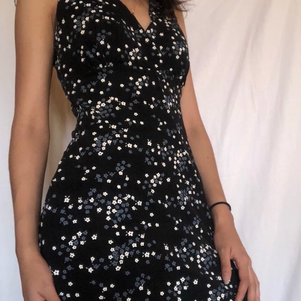 Floral V Neck Midi Dress